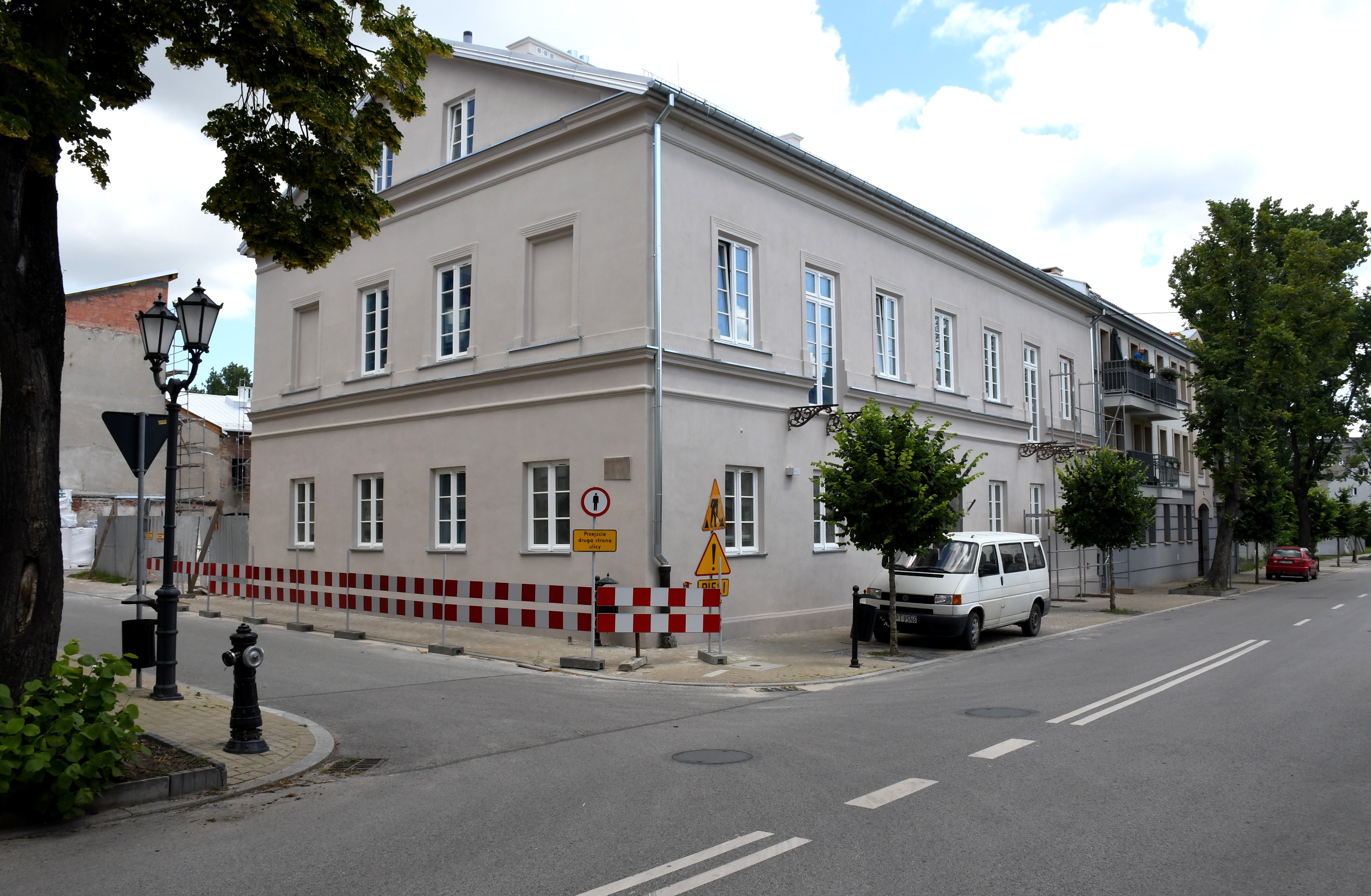 Urząd Miasta Piotrków Trybunalski Ul Szkolna 28 UM Piotrków Trybunalski: Szykujemy mieszkania na Podzamczu - InfoPiotrkow