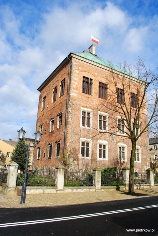 Ile Jest Biedronek W Piotrkowie Trybunalskim Piotrków Trybunalski - Oficjalny portal miejski | Zamek Królewski (muzeum)