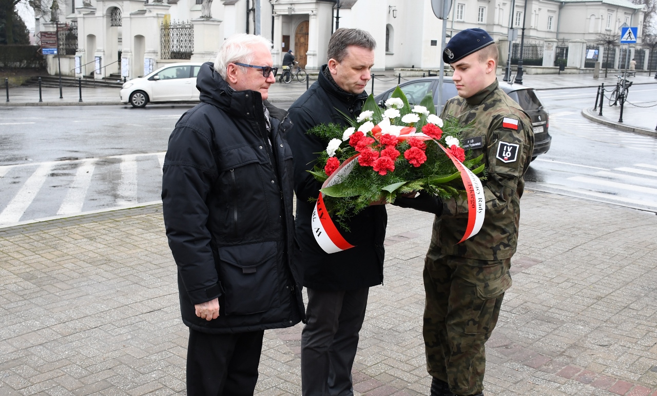 Piotrków Trybunalski - Oficjalny portal miejski | Pamięci żołnierzy